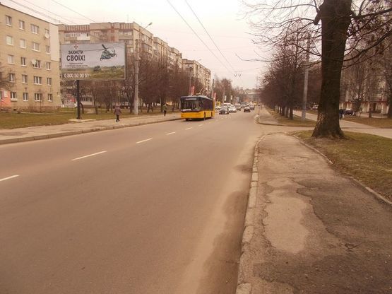 Фото рекламной плоскости по адресу Патона, 2 (СМ АРСЕН)