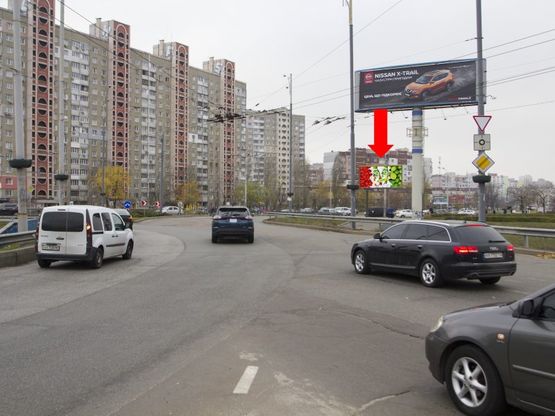 Фото рекламной плоскости по адресу Маяковского пр. 31 - ул. Драйзера, на круговой развязке, в сторону пр. Ватутина