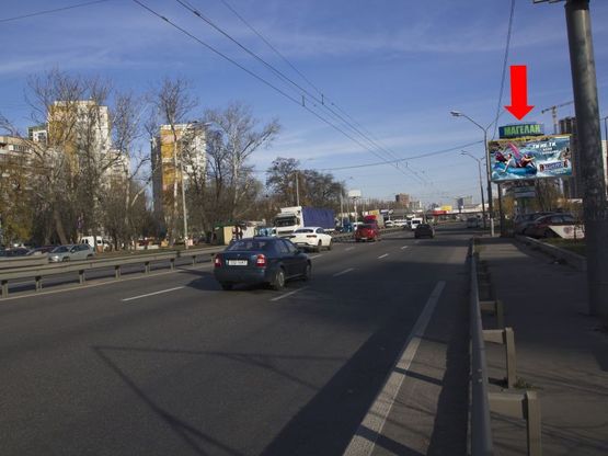 Фото рекламной плоскости по адресу Глушкова пр.,  25, возле ТРЦ "Магеллан", ст.м. "Теремки", в центр