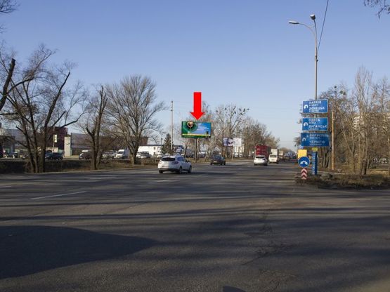 Фото рекламной плоскости по адресу Кольцевая дорога - ул. Касияна, разделитель, ТРЦ "Республика", в сторону супермаркета "Эпицентр", пр. Победы