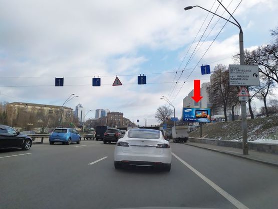 Фото рекламної площини за адресою Победы пр. 57, ст.м. "Берестейская", в центр