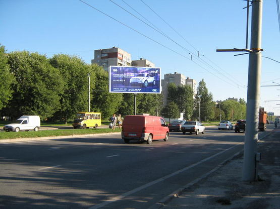 Фото рекламной плоскости по адресу Стрийська 232  до Ашана, Кінгкроса