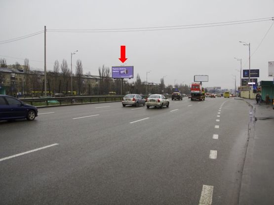 Фото рекламной плоскости по адресу Кольцевая дорога - ул. Литвиненко-Вольгемут, разделитель, поворот на Софиевскую Борщаговку, в сторону Одесской пл.