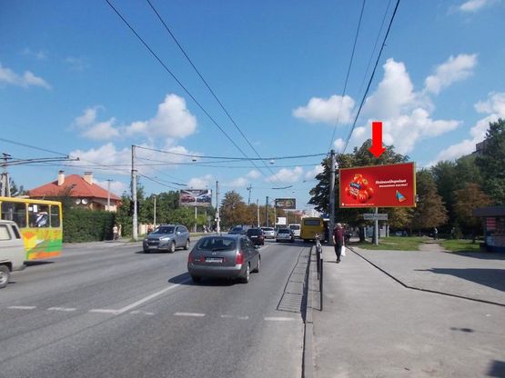 Фото рекламной плоскости по адресу Кульпарковская ул., 125 / Щирецкая ул., в центр