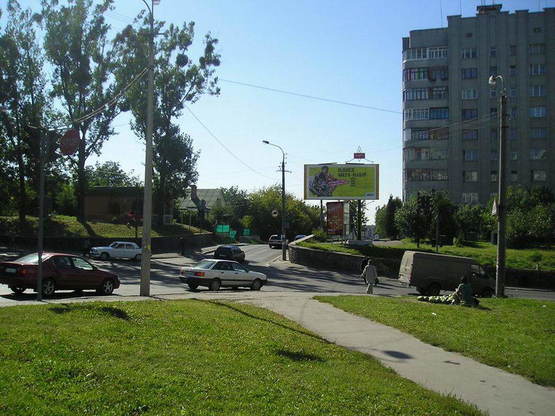 Фото рекламной плоскости по адресу Міцкевича  -  кн. Володимира Буд  №1 ст А