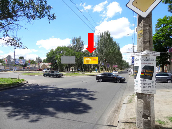 Фото рекламной плоскости по адресу Центральный пр. (бывш. Ленина пр.) / М. Морская ул., бульвар, в сторону Пушкинской ул., правая