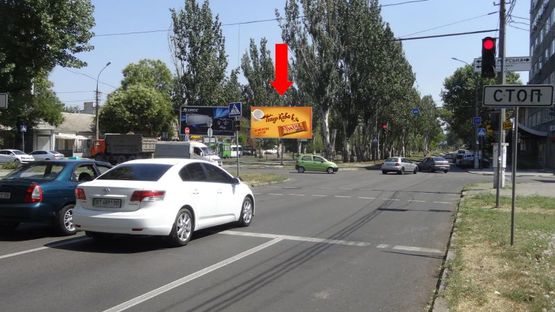 Фото рекламної площини за адресою Центральный пр. (бывш. Ленина пр.) / М. Морская ул., бульвар, в сторону ТРЦ "City Center"