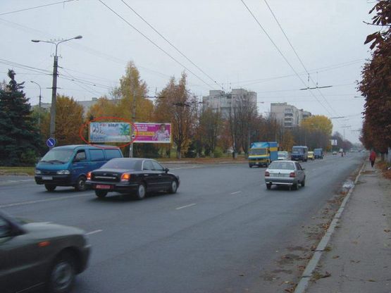 Фото рекламной плоскости по адресу Відродження  -  Молоді -  Загородня