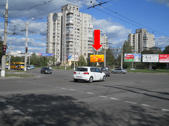 Фото рекламной плоскости по адресу Харьковская ул. / Лушпы пр., из центра