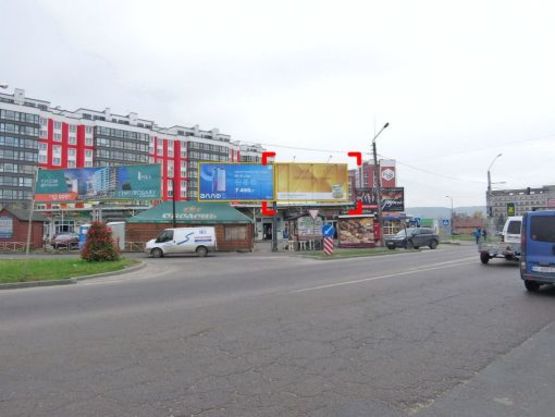 Фото рекламної площини за адресою вул. Хмельницького ("Галицьке перехрестя"), справа, призма 1