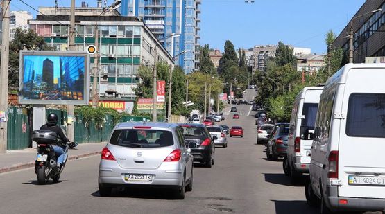 Фото рекламної площини за адресою Кудри Ивана ул. 3, возле ТЦ Интервал-Плаза, напротив ТЦ Океан Плаза
