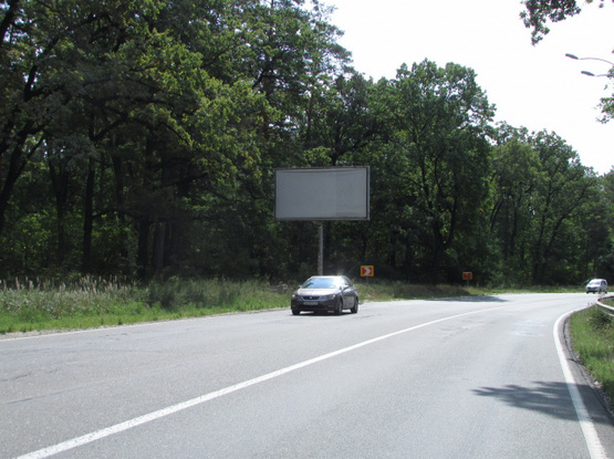 Фото рекламной плоскости по адресу Мінське шосе (Р02), за 300 метрів до вул. Дніпроводська, рух до Киева, ліворуч