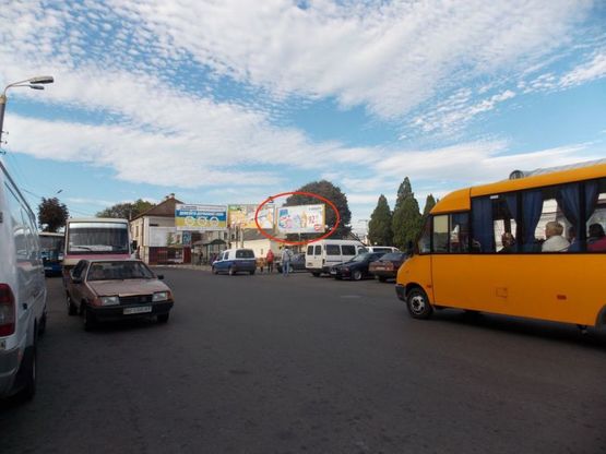 Фото рекламной плоскости по адресу Привокзальна площа місце №1