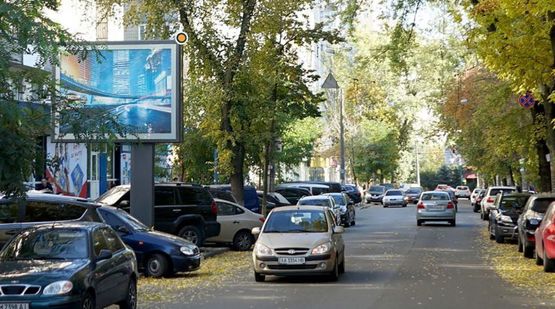 Фото рекламної площини за адресою Багговутовская ул. 3/15, АТБ маркет, к ул.Овручской