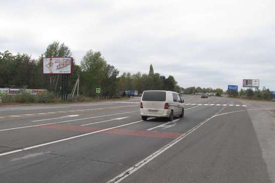 Фото рекламной плоскости по адресу Київ - Обухів, 12км + 800м від Києва