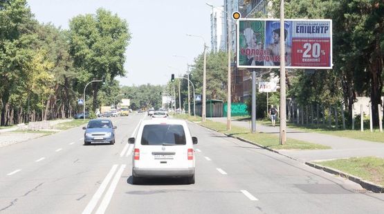 Фото рекламної площини за адресою Жмаченко Генерала ул.20, к пр.Алишера Навои, ул.Миропольской