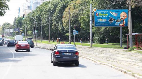 Фото рекламной плоскости по адресу Дегтяревская ул., 58