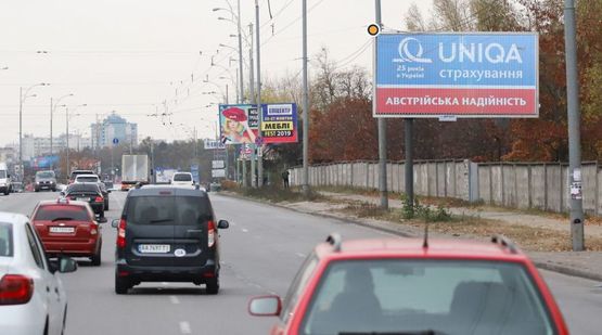 Фото рекламной плоскости по адресу Братиславская ул., к Крайней ул. и Лесному пр.