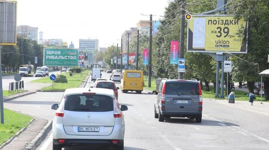 Фото рекламной плоскости по адресу Черновола В пр / Панча ул, в центр