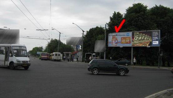 Фото рекламной плоскости по адресу Стрыйская ул. / Научная ул., левый, из центра