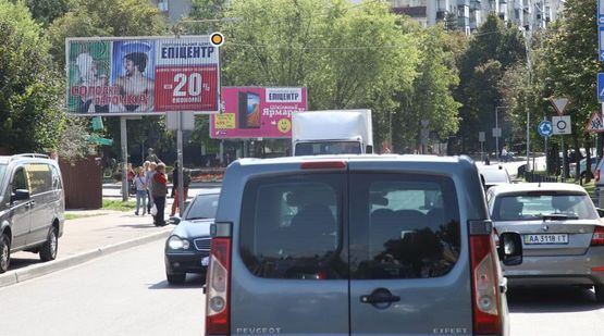 Фото рекламной плоскости по адресу Петлюры С ул., 11-13