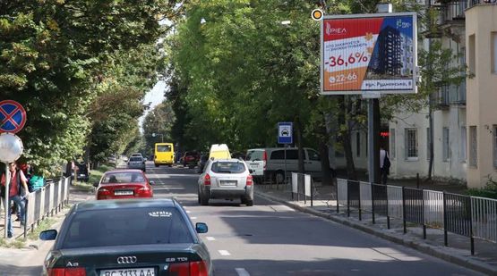 Фото рекламной плоскости по адресу Антоновича ул., 115-в