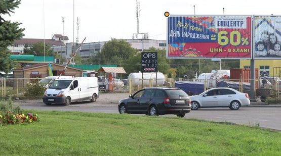 Фото рекламной плоскости по адресу Кукурузная ул./Б.Хмельницкого ул./Липинского ул., развязка, левый