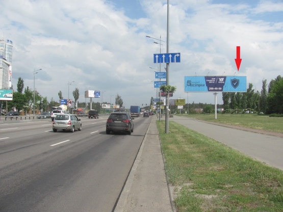 Фото рекламної площини за адресою Бажана Н. просп. - Харьковская пл. (направление в Борисполь)