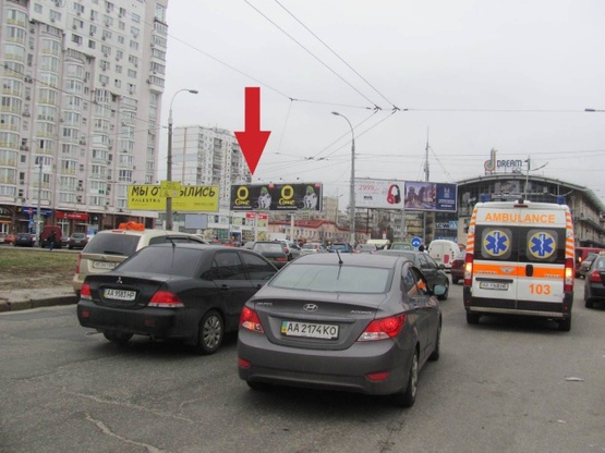 Фото рекламной плоскости по адресу Оболонский просп., 15, (ст. м.  Минская, ТРЦ "Дрим Таун")