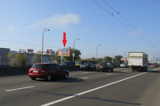 Фото рекламної площини за адресою Ватутина Ген. просп., (АЗС "ОККО", ТРЦ "Sky Mall") в направление Петровки