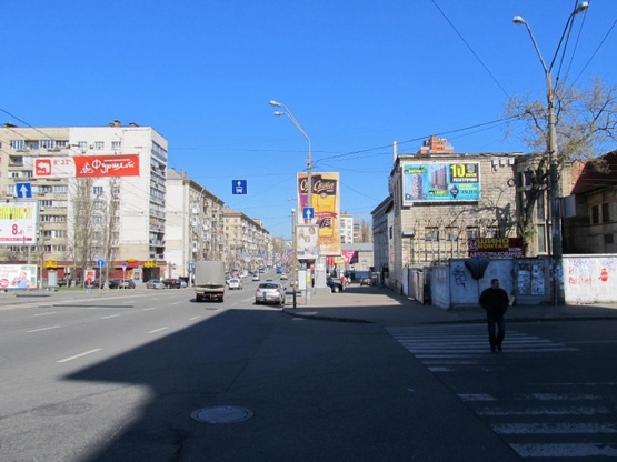 Фото рекламной плоскости по адресу Красноармейская ул., 141 (фасад)  ст. м. Лыбедская, ТЦ "Интервал Плаза"