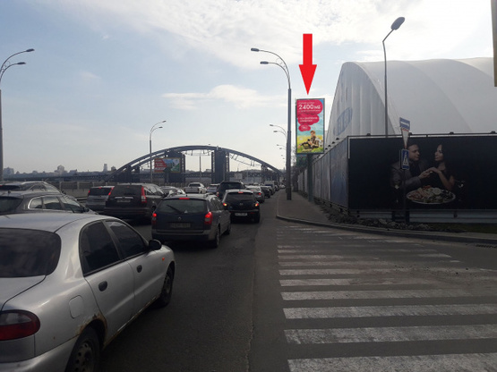 Фото рекламної площини за адресою Набережно-Рыбальская ул. (Гаванский мост, Арт-причал, фитнес клуб 5-й элемент), в направл. ул.Набережно -Крещатицкой, в центр