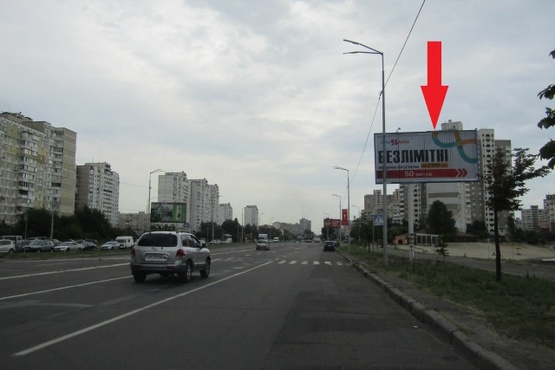 Фото рекламной плоскости по адресу Ревуцкого ул. 13 , (АТБ Маркет, Гимназия 290, общественный пляж, рестораны Штандарт, Рыбное место),в сторону  Бажана просп.