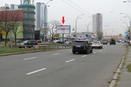 Фото рекламной плоскости по адресу Малиновского ул., 24/10, (станция метро Оболонь, "Велика Кишеня", ТРЦ" Дрим Таун"), в напр. Оболонского просп.