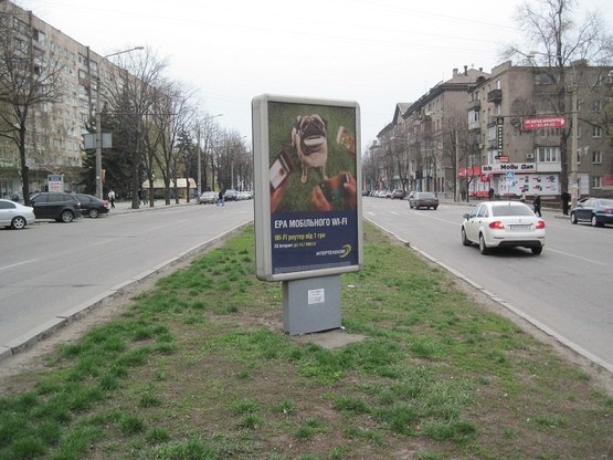 Фото рекламної площини за адресою вул. Українська — вул. Запорізька