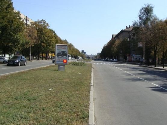 Фото рекламной плоскости по адресу вул. Українська — вул. Запорізька