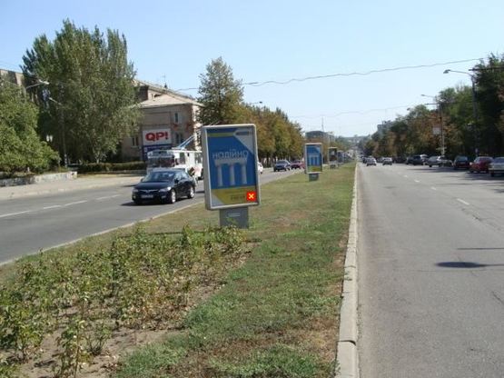 Фото рекламної площини за адресою вул. Запорізька — вул. Приходська