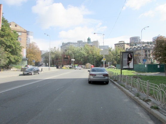 Фото рекламной плоскости по адресу Мечникова, 10/2 (М"Кловская)