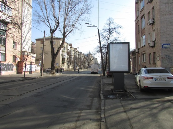 Фото рекламної площини за адресою Костянтинівська, 51а / Оболоньска