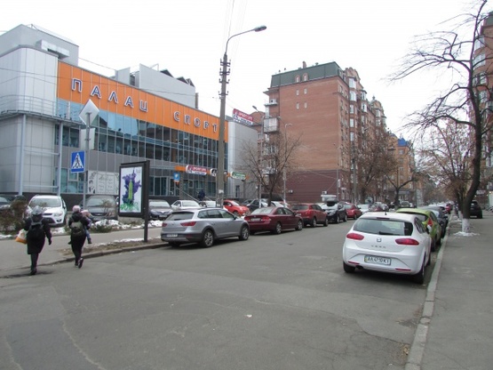 Фото рекламної площини за адресою Волоська, 62 (біля спортклубу Sport Life Поділ)