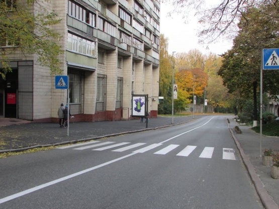 Фото рекламной плоскости по адресу Кловский спуск, 18