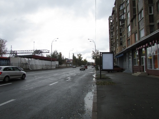 Фото рекламної площини за адресою Набережно-Лугова, 11