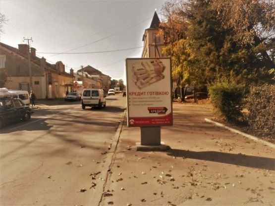 Фото рекламной плоскости по адресу пр. Грушевського (навпроти суду)