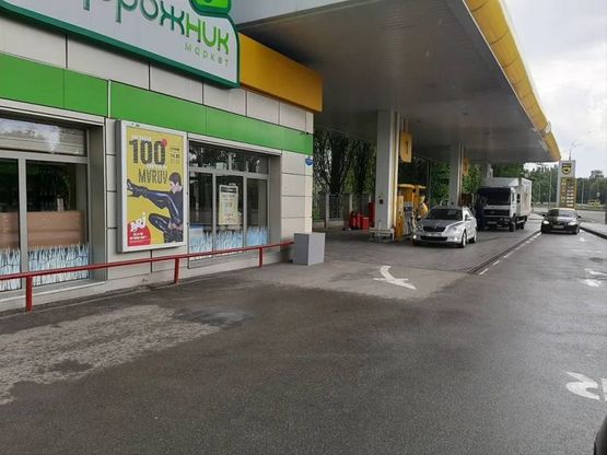 Фото рекламной плоскости по адресу Заболотного, 15 перед Одесской пл.