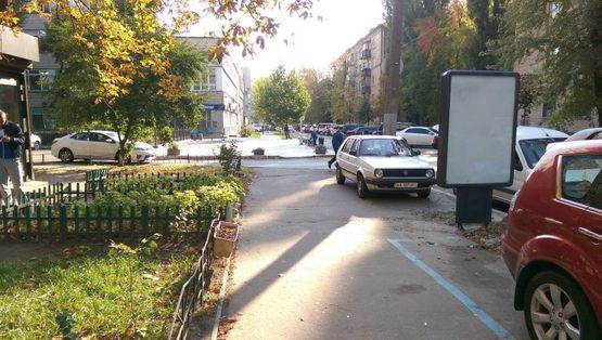 Фото рекламної площини за адресою Лейпцигская 4/37 (статика) (Водоканал напротив ) к Старонаводницкой