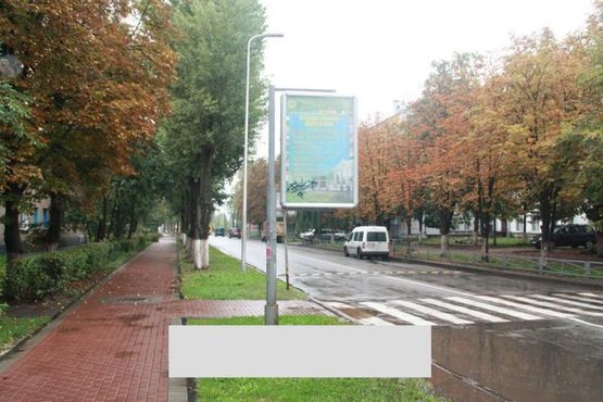 Фото рекламної площини за адресою г. Вишневое, ул. Святошинская, школа