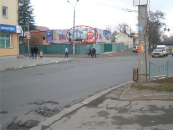 Фото рекламной плоскости по адресу Вовчинецька - Привокзальна перехрестя (правий)