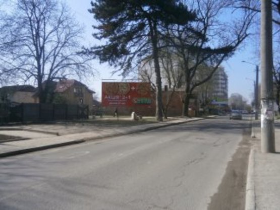 Фото рекламной плоскости по адресу Вовчинецька (в центр)