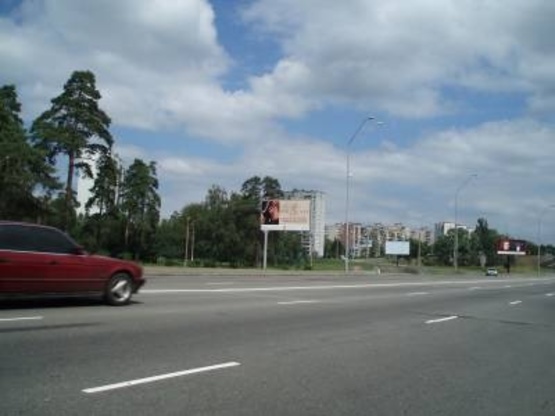 Фото рекламной плоскости по адресу Броварской проспект,  180м от Братиславской