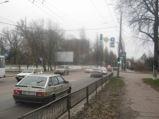 Фото рекламної площини за адресою перехр пр-т. Миру та вул. Борисенко Б